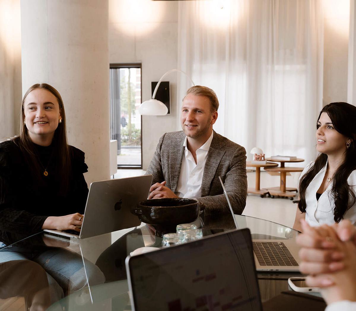 Management Assistent